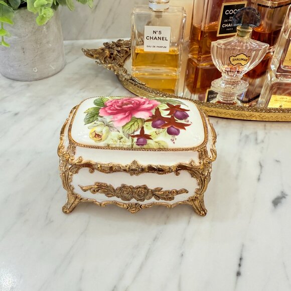 Vintage Hollywood Regency Music Box/Trinket Box Works! - Picture 11 of 16